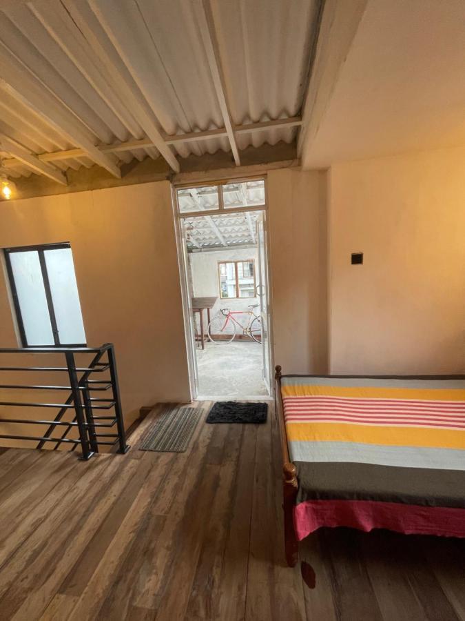 Favela Apartment Colombo